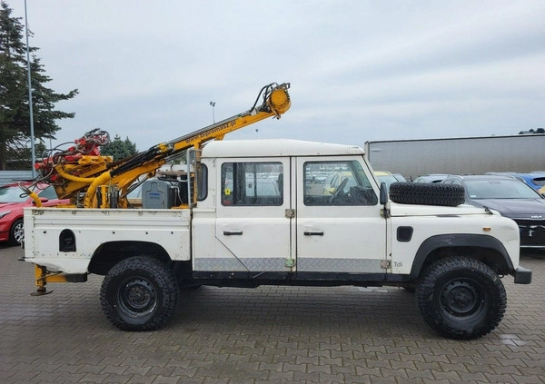 Land Rover Defender cena 133627 przebieg: 333624, rok produkcji 2020 z Strzelin małe 631